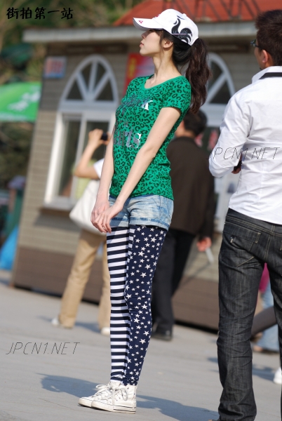 助兴+曼斯太阳+六月第五帖+星条旗永不落+[10P] 6精华5 第一站 街拍