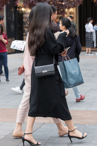 俊风摄影+重庆10月第27贴+13P 有颜有气质黑色套装诱惑黑色凉高美妇 