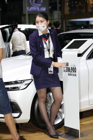 汽车xiao shou黑 丝高 跟穿一整天 - 图片发布- 街拍网论坛