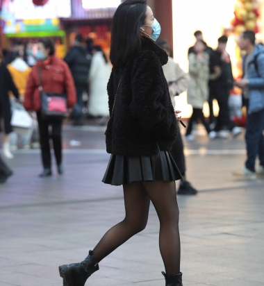 街拍黑丝短裙shaofu - 图片发布- 街拍 第一站