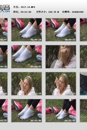 The cotton socks foot of girl of foreign country of cotton socks video
