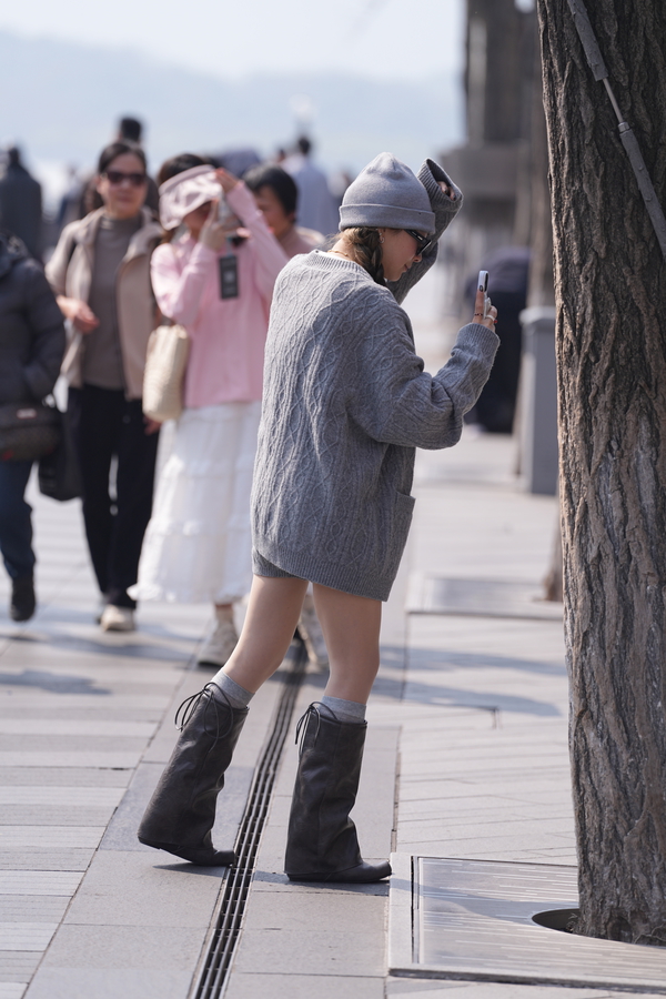 ��˿������2025.12.18ɹɹ̫��